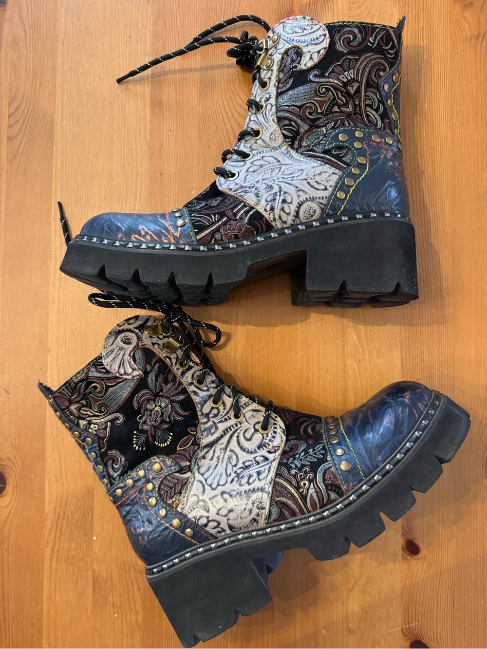L’Artiste Patchwork Severity Lace-Up Platform Boots